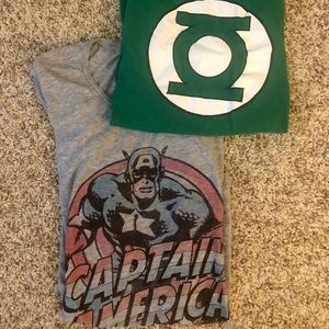 2 MEN’S SUPERHERO T-SHIRTS - XL